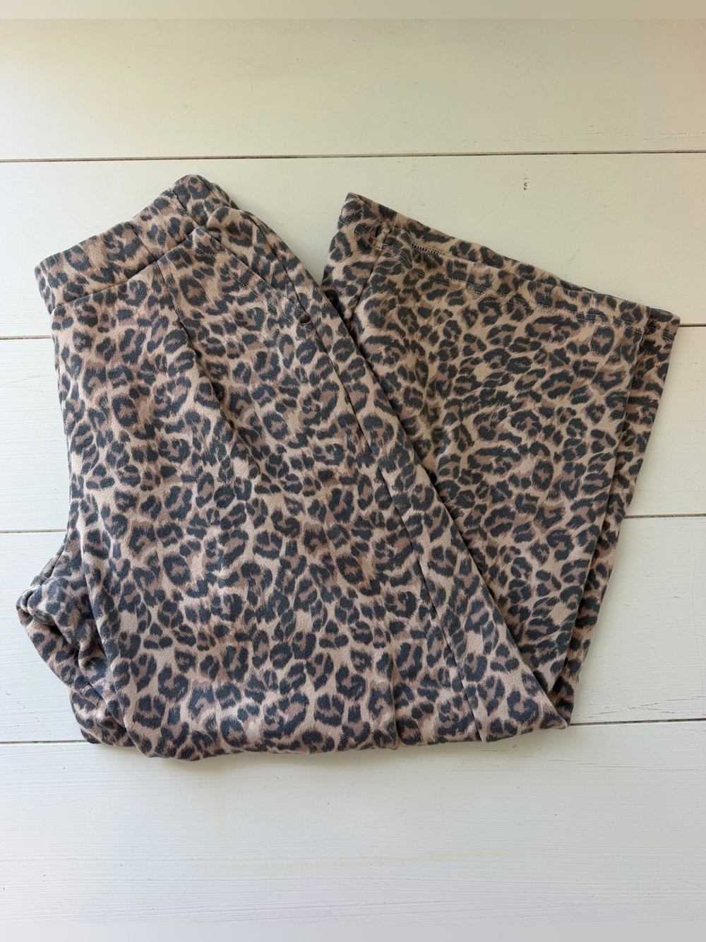 Aerie Cheetah Print Wide Leg Sweatpants